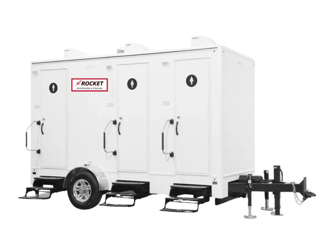 3-stall luxury restroom trailer exterior